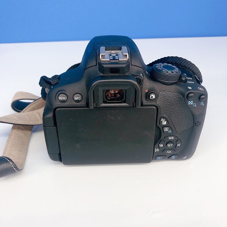 デジカメ Canon 動作確認済み 通電確認済み・動作未確認】Canon EOS 7D MARK2 レンズ2個