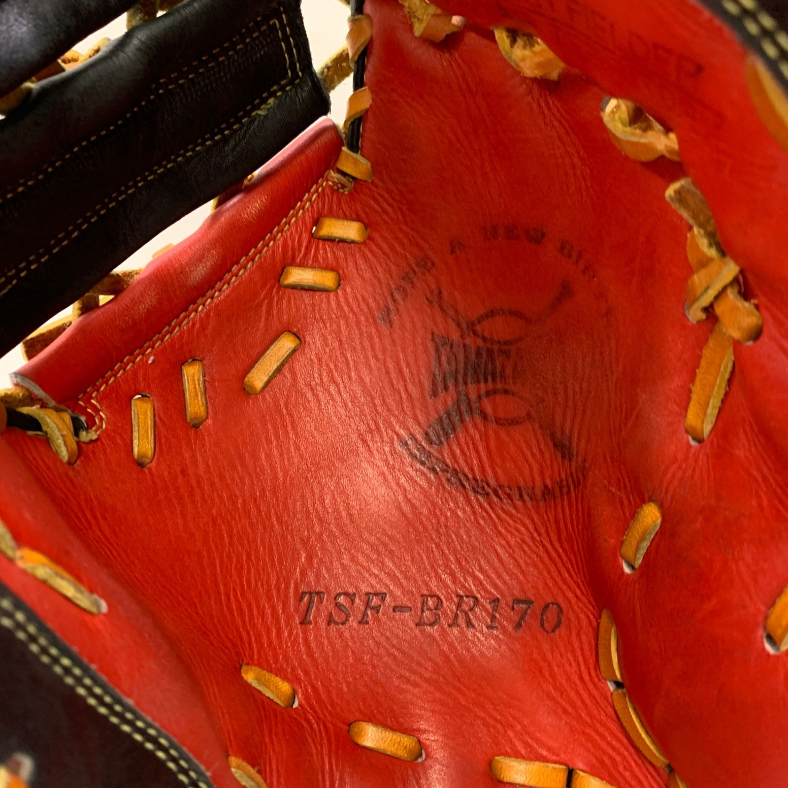 キャッチャーミット 捕手