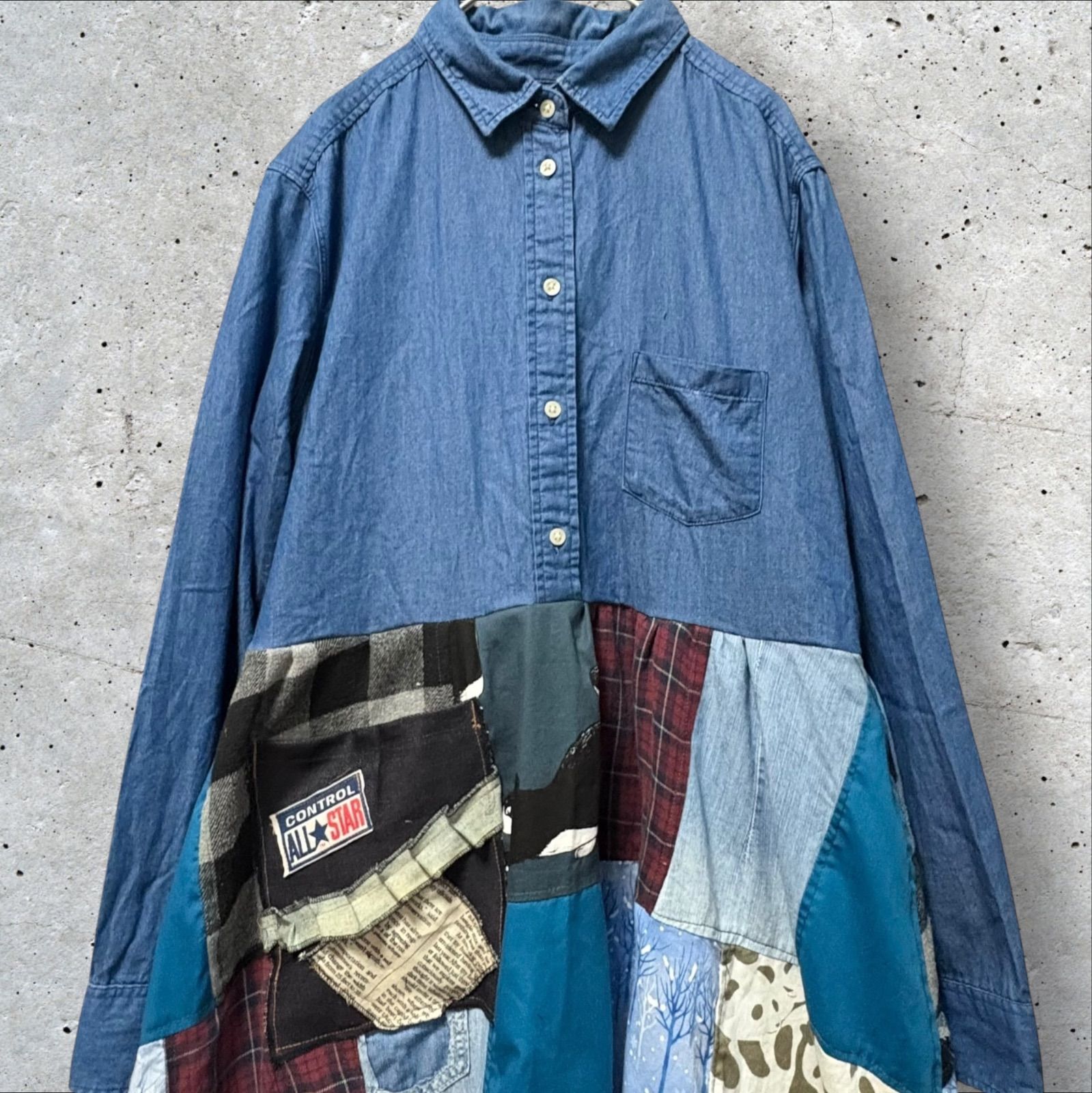 Ｌ 古着リメイク デニムシャツワンピース パッチワークバルーンスカート ボリューム パンダ チェック 猫