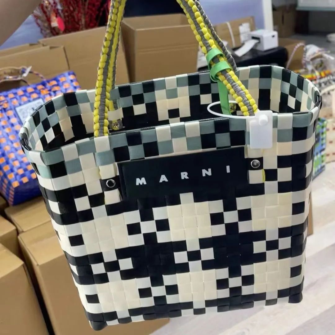 MARNI マルニ フラワーカフェ バッグ ピクニックバッグ マルニマーケット カゴバッグ ストローバッグ 軽量 - メルカリ