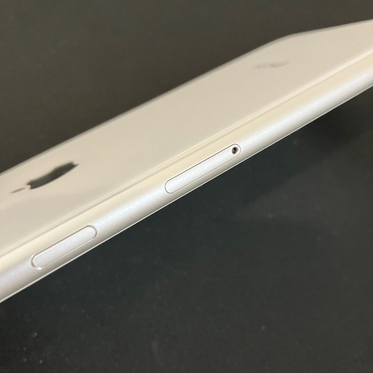 SIMロックなし iPhone8
