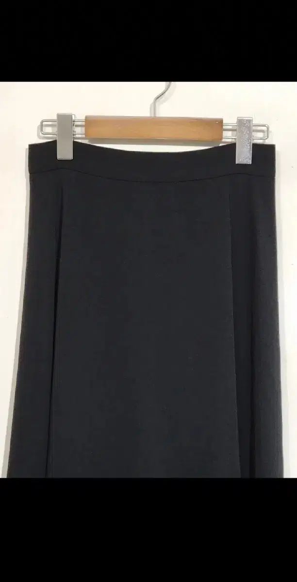 26 MAX MARA マックスマーラ スカート ブラック 無地 スカート 正規品