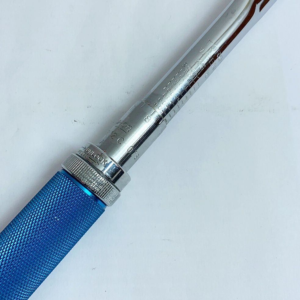 ♭♭Snap-on スナップオン 1/4トルクレンチ 旧ロゴ ケース付 ♭♭Snap-on スナップオン 1/4トルクレンチ 旧ロゴ ケース付