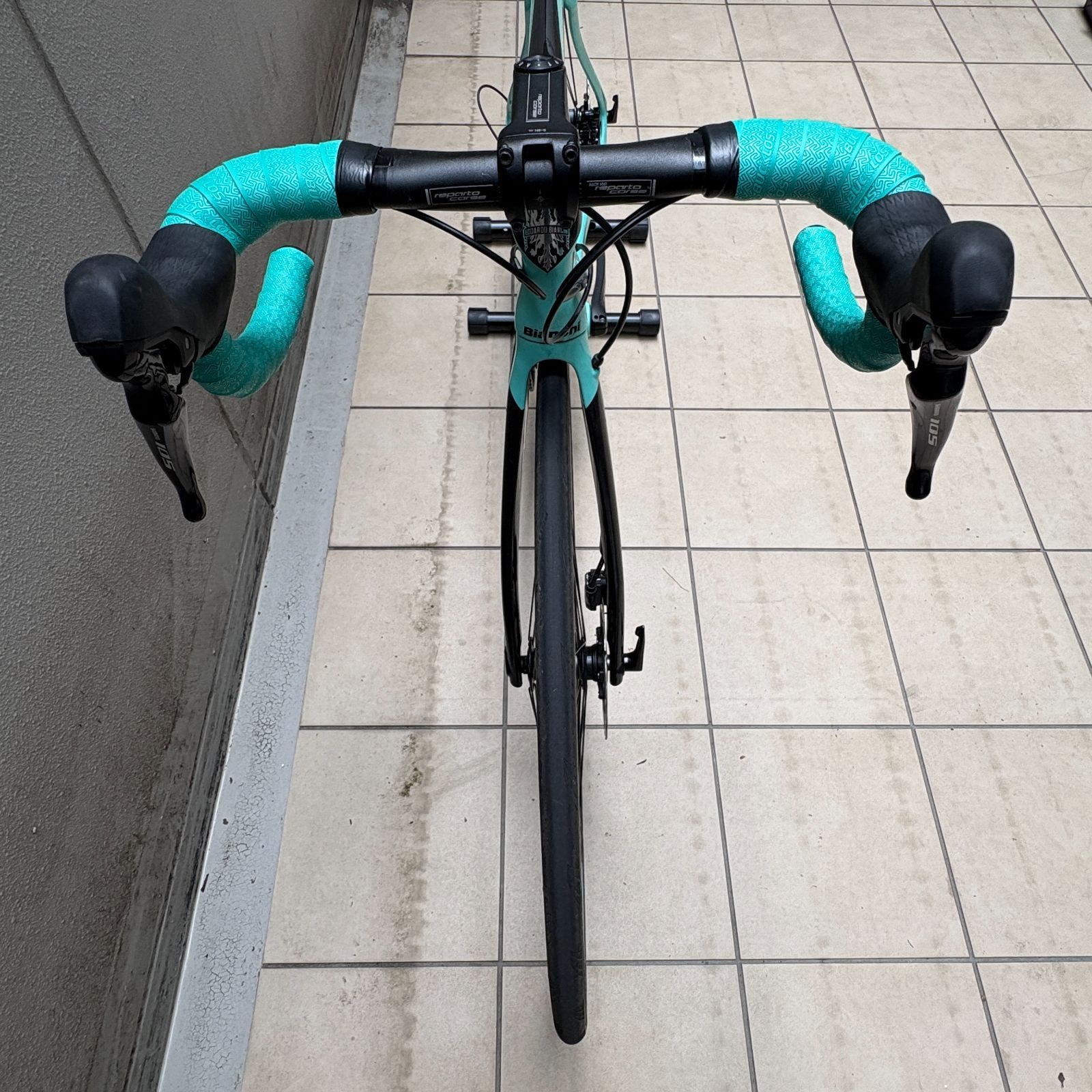 【東京引き取り限定】ロードバイク Bianchi Oltre XR3（ビアンキ、オルトレ）【東京都六本木駅での