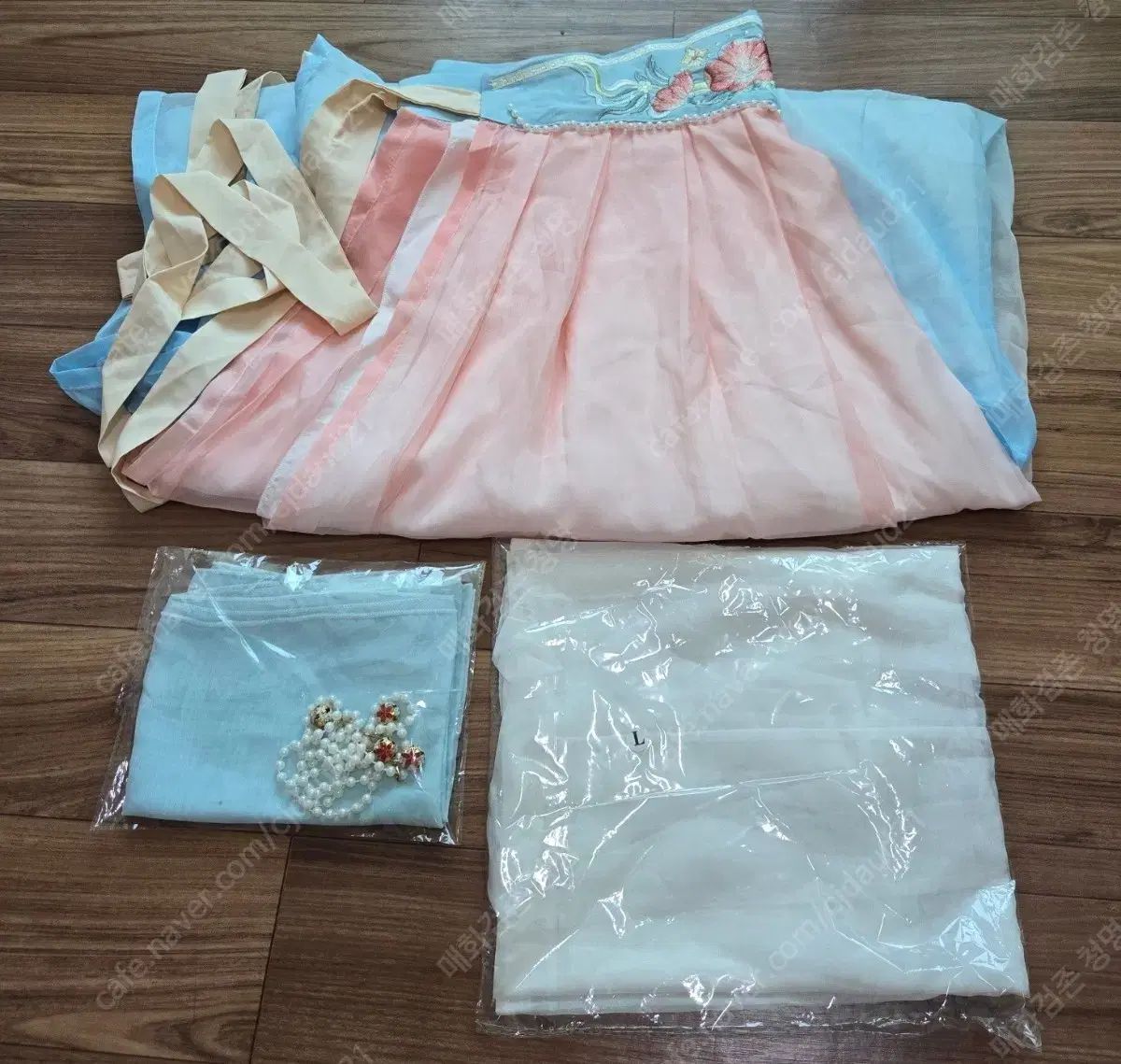 チャイナ服 L