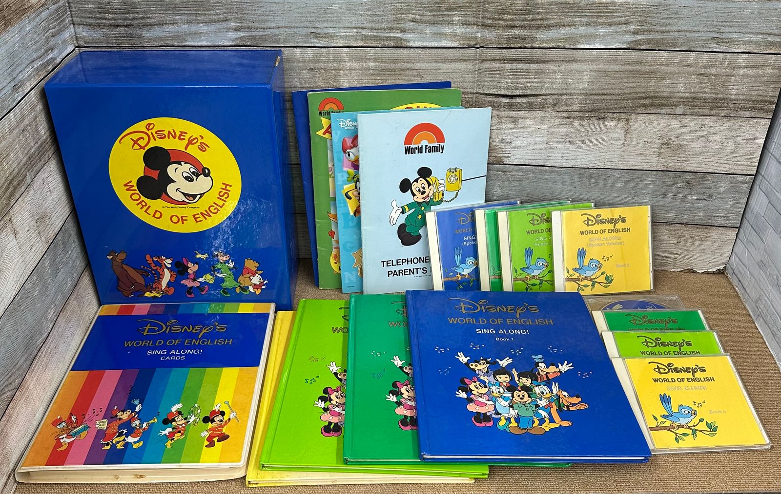 英語教育　Disney World of English 英語CD ディズニー英語 Disney's World of ENGLISH 1巻目 - メルカリ