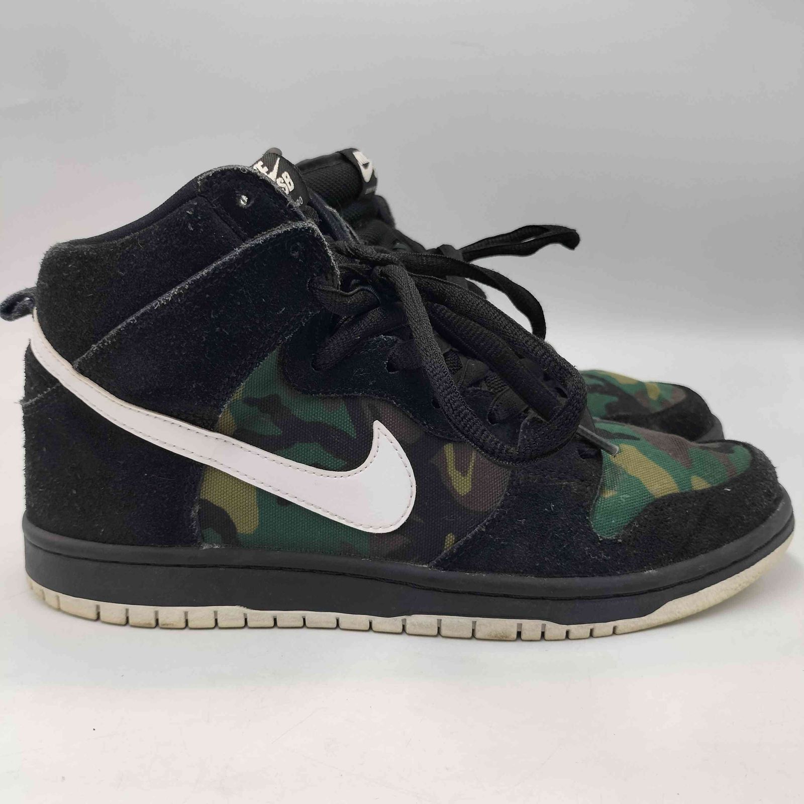 Nike Dunk High プロ　カモ ナイキ SB ダンク ハイ プロ デザート カモ【発売中