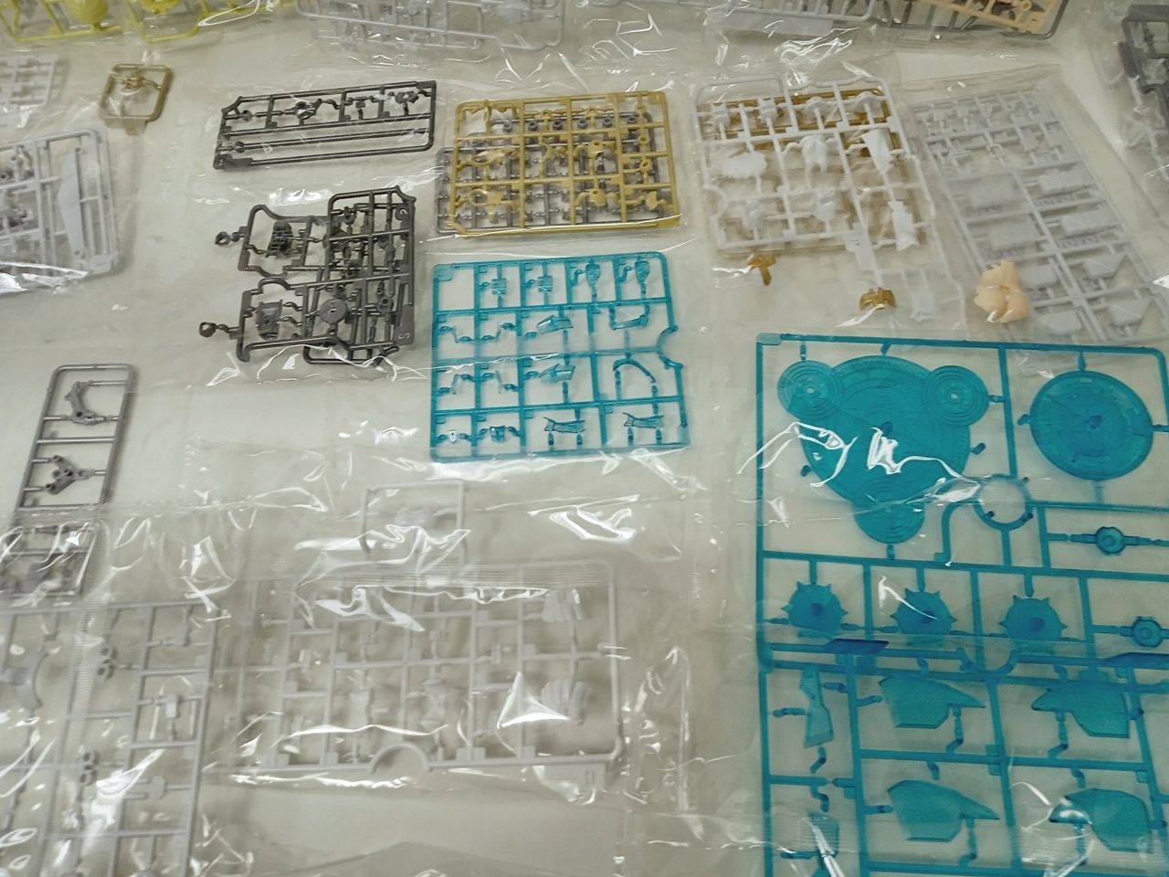 アームズ