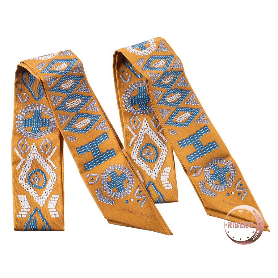 美品!! HERMESツイリースカーフ2本セット 楽天市場】HERMES エルメス ツイリー スカーフ 062552S KELLY EN