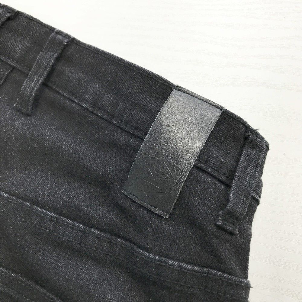 ブラック系 W30|L33