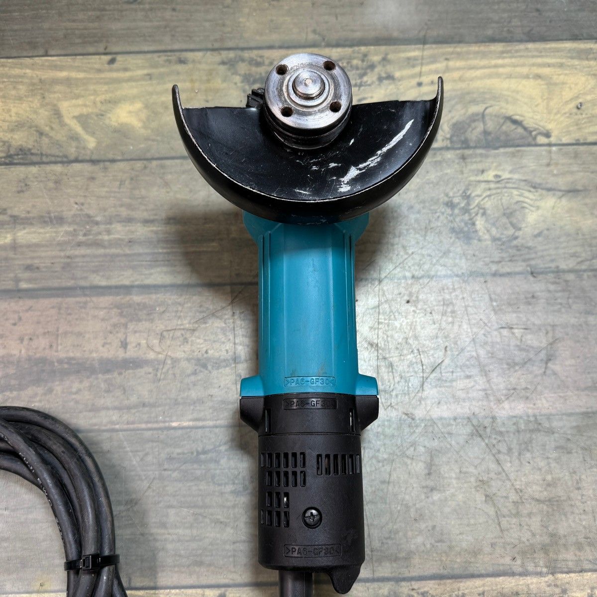 美品】 マキタ(makita) 125mm ディスクグラインダ 9535B 【東大和店
