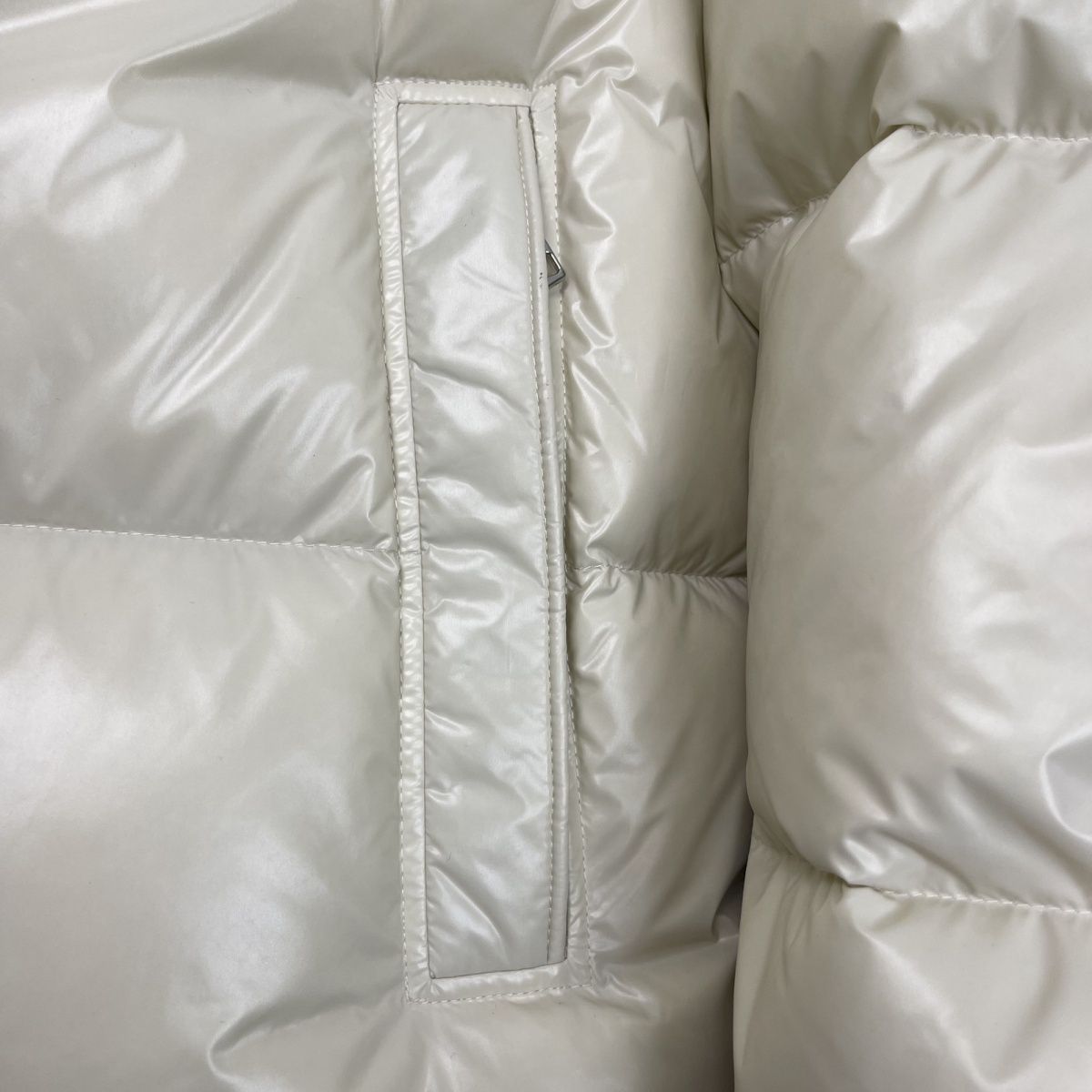 MONCLERモンクレール