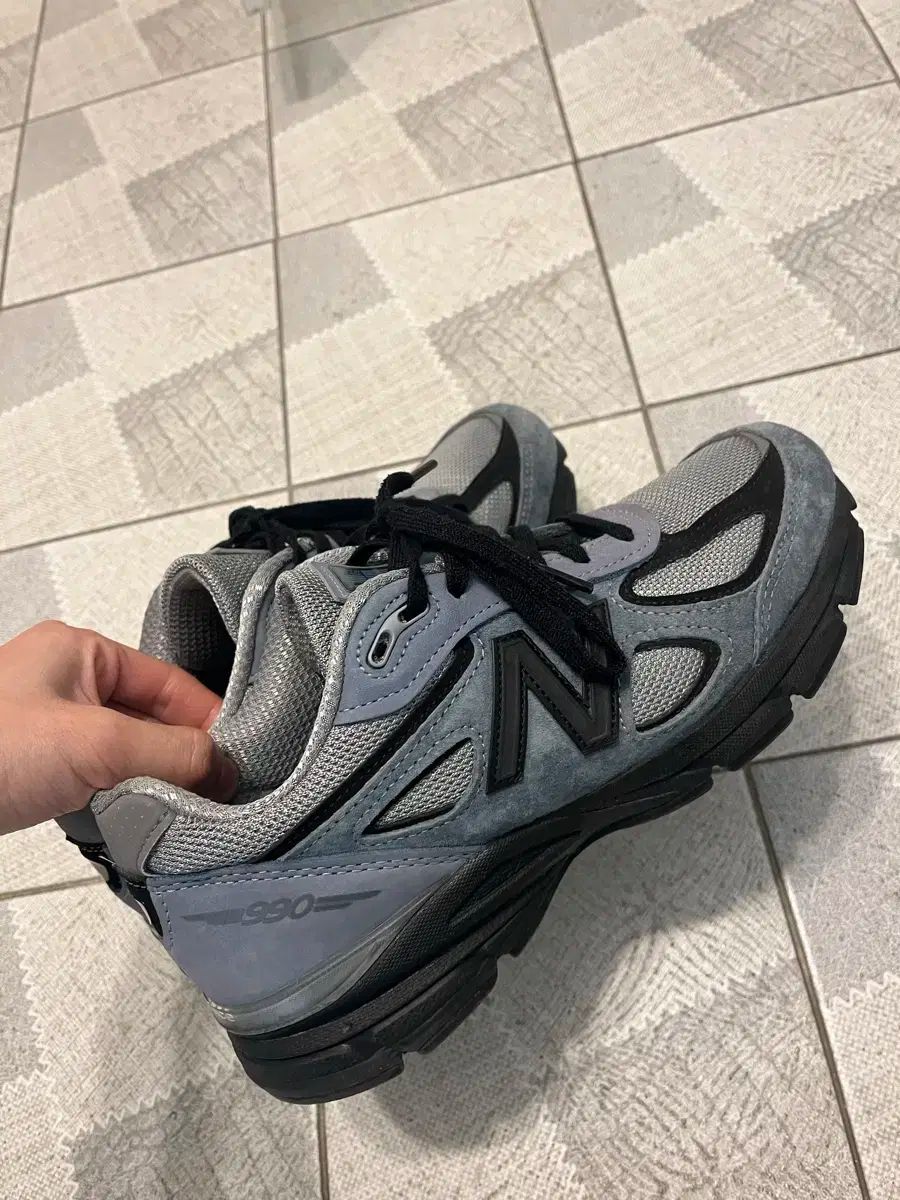 New Balance ニューバランス 990v4 アーティック グレー 255
