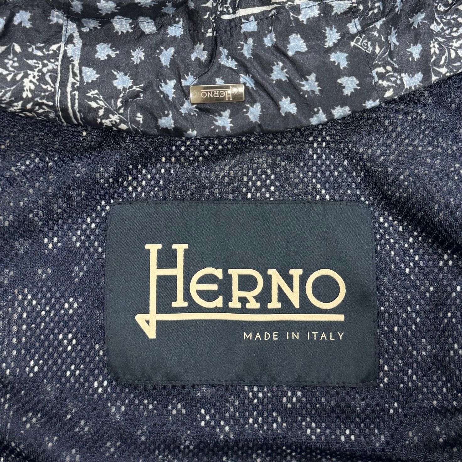 国内正規 HERNO バンダナナイロンパーカー フーデイー ナイロン