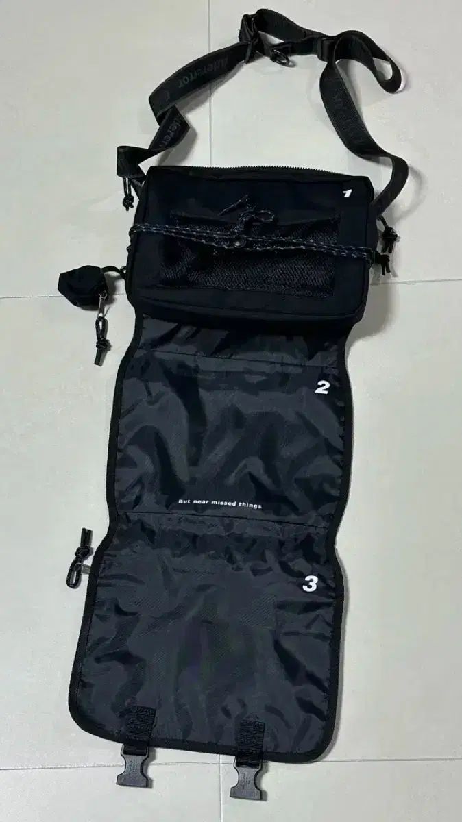 アーダーエラー EASTPAK
