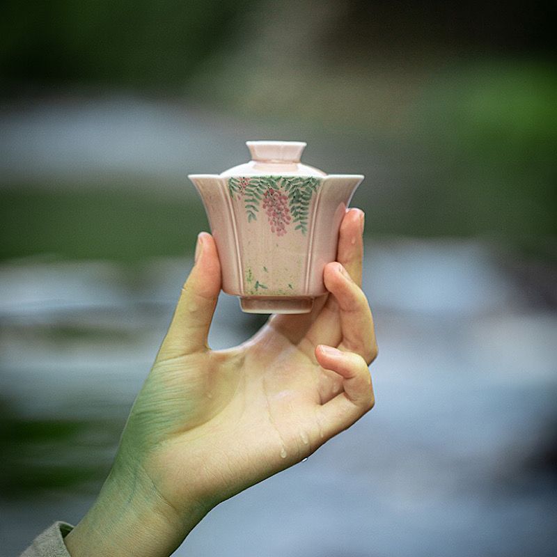 【新作】「手描き蓋碗」中国高級茶器 景徳鎮産「藤花」 蓋碗 陶磁器 箱入り おしゃれ 茶道具 中国茶器 台湾茶器 烏龍茶 台湾ウーロン茶 結婚お祝い プレゼント