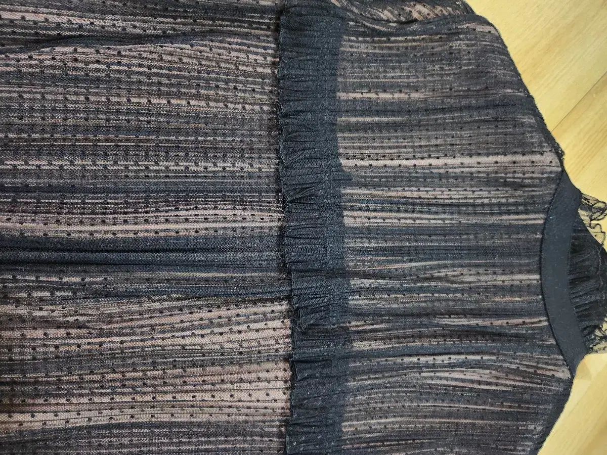 シースルー ブラウス