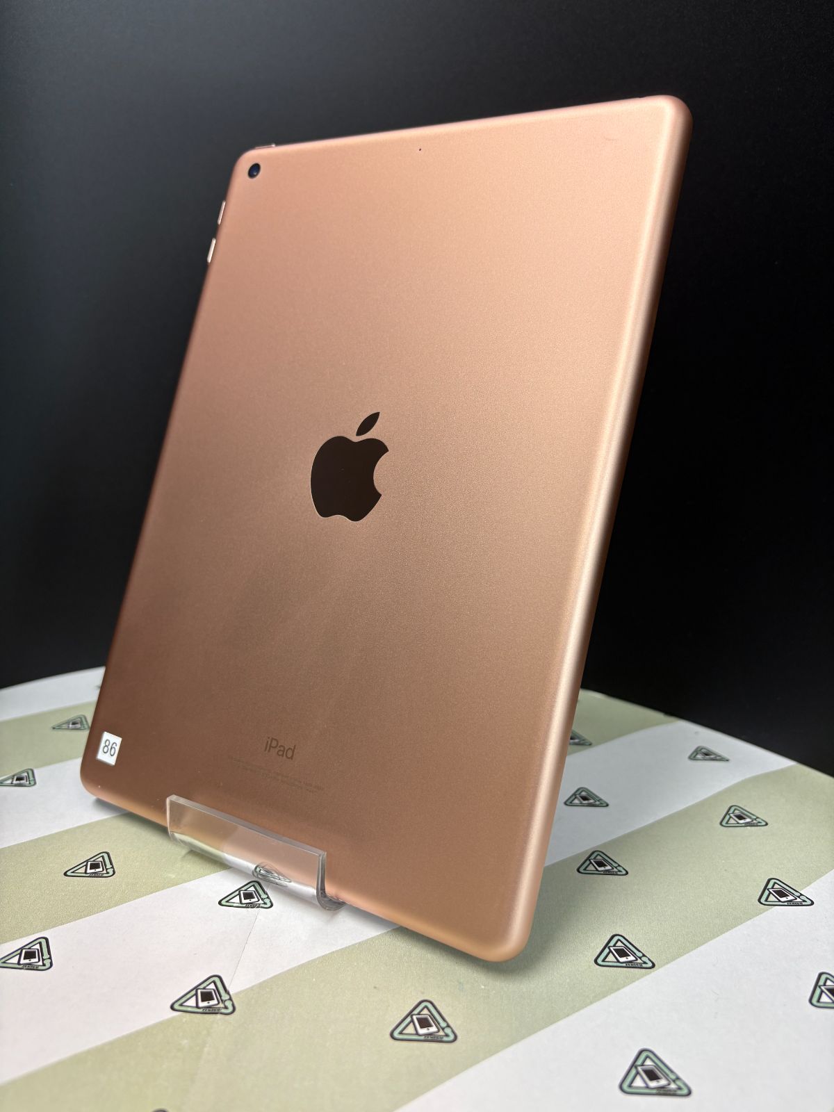 iPad 第6世代 Wi-Fi + Cellular 128GB　ゴールド Amazon.com : Apple 9.7in iPad (6th Generation, 128GB, Wi-Fi