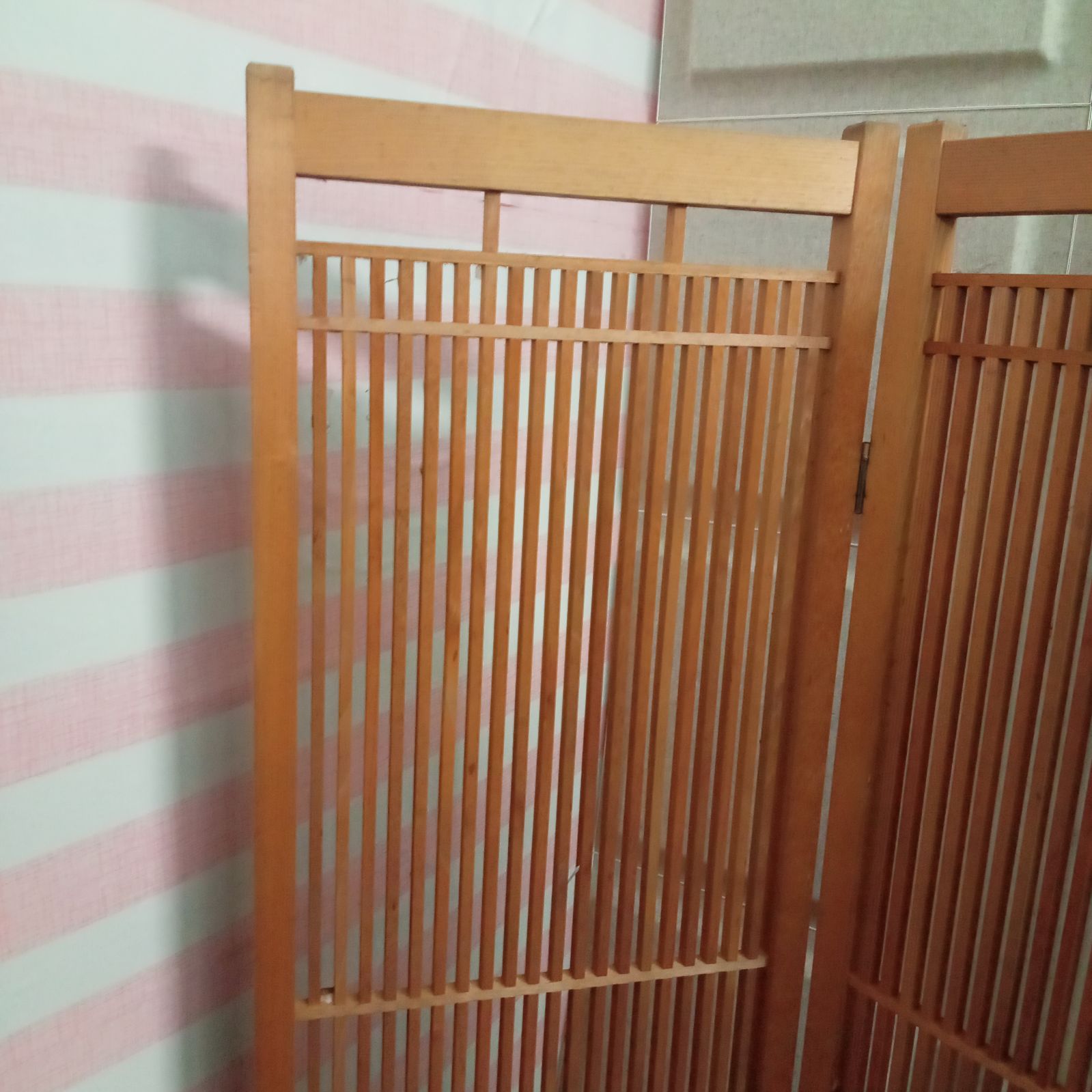 衝立　障子　間仕切り　パーテーション　間仕切り　昭和レトロ ◯ 昭和レトロ 障子 木製 4連 パーテーション 間仕切り 仕切り