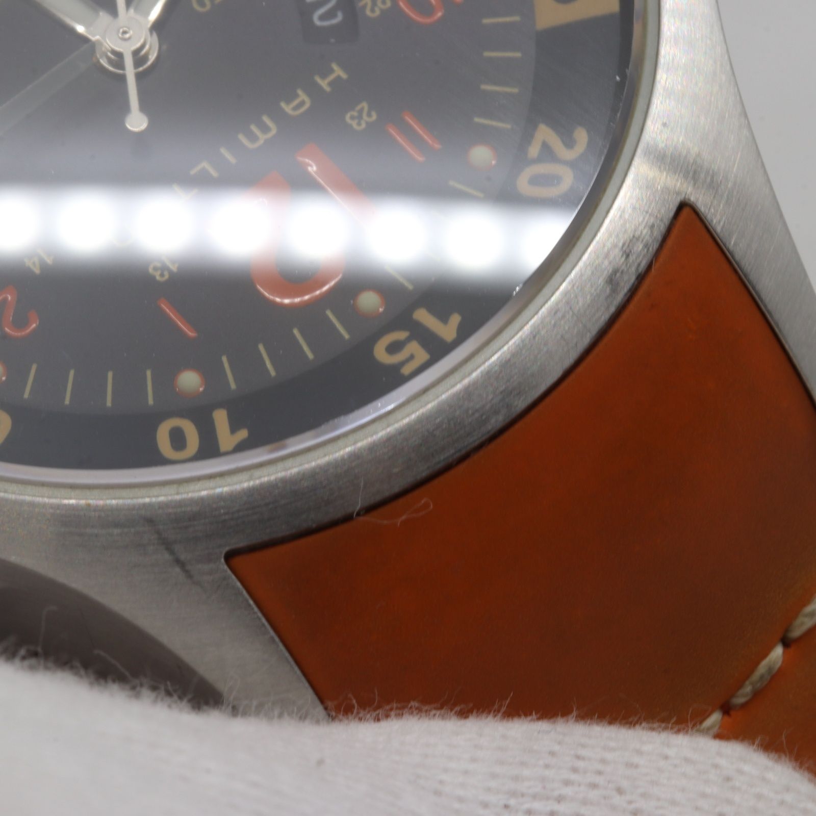 カーキエアレース GMT