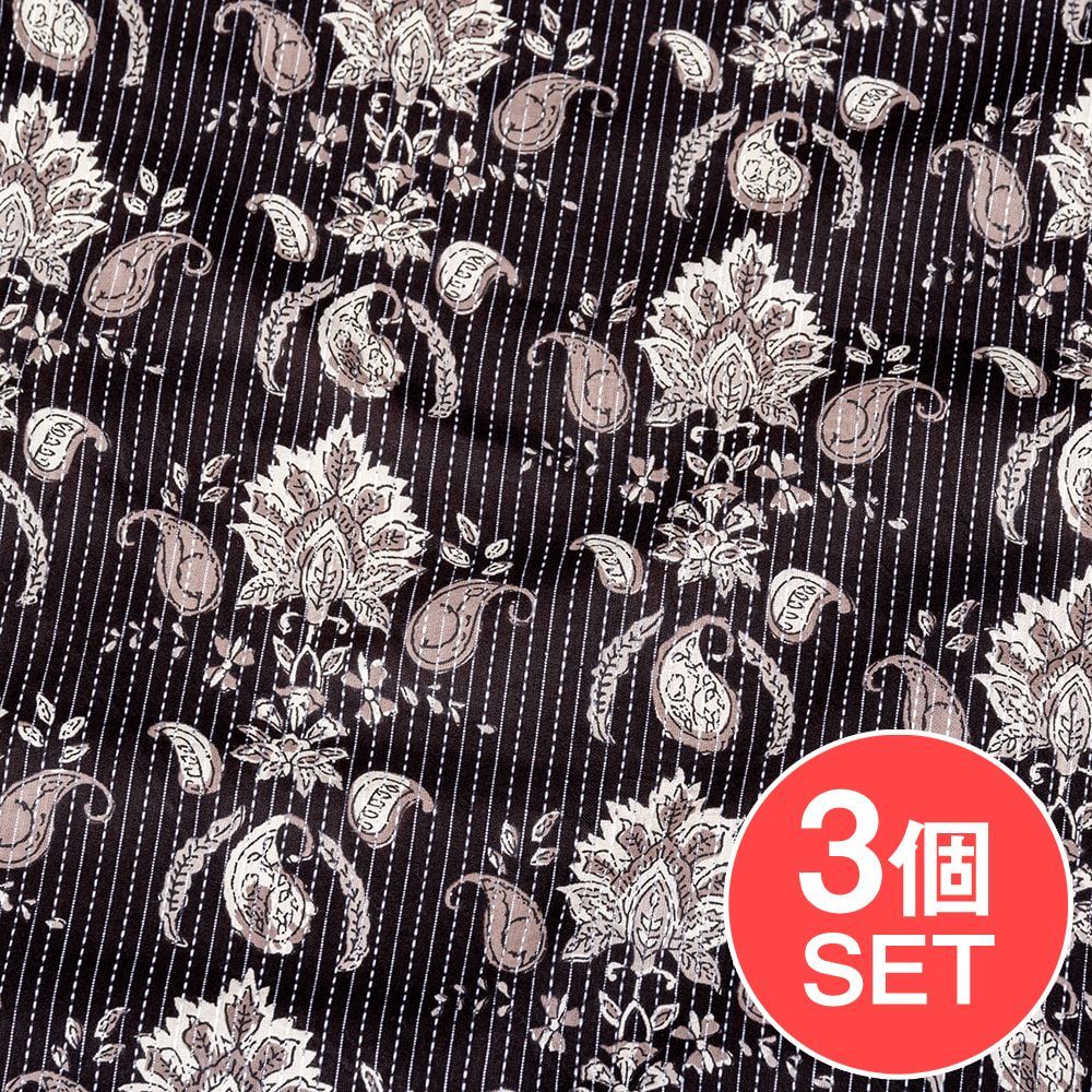【3個セット】〔1m切単位り売り〕カンタ刺繍がかわいい　ボタニカルデザインの布　ブラック系〔幅約111cm〕 / セット