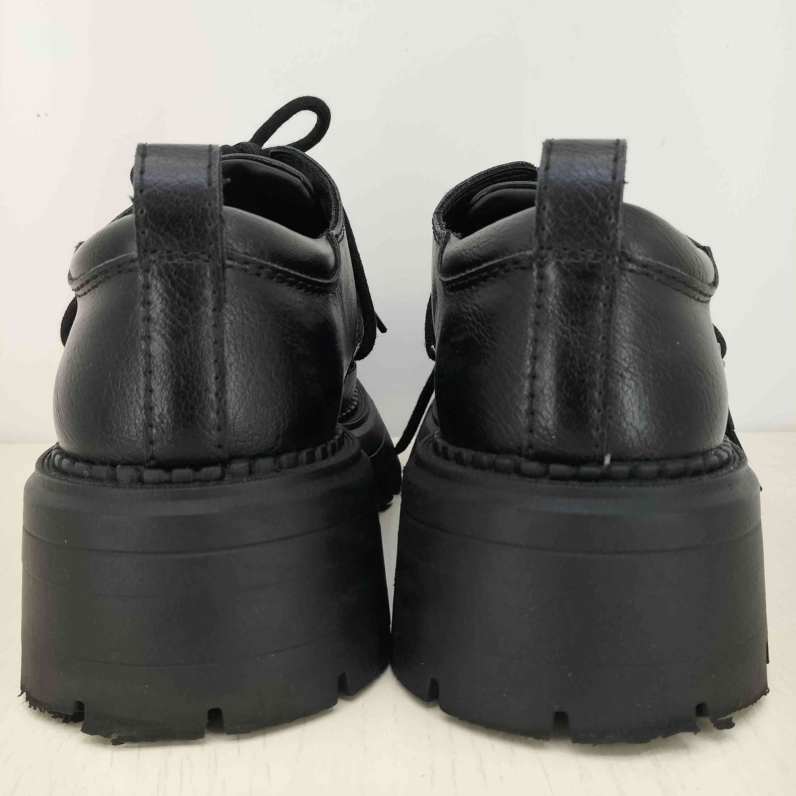 ザラ ZARA マルチレースチャンキーシューズ メンズ 43 - メルカリ