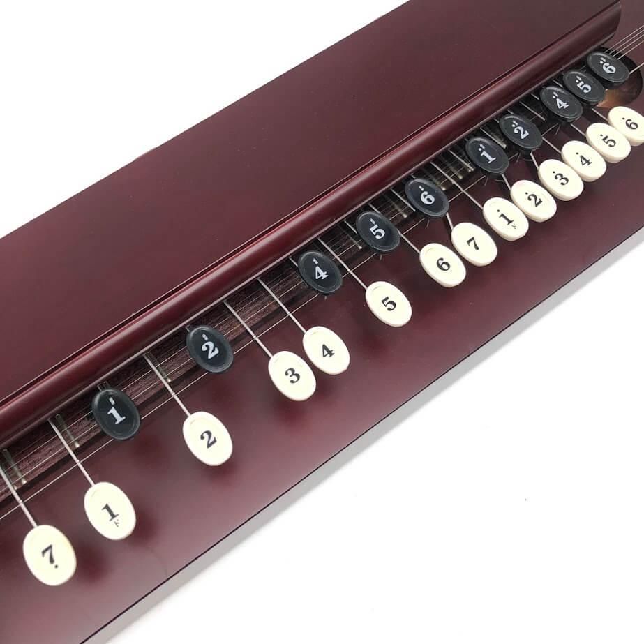 ss7627 【中古】 SUZUKI 大正琴 特松 5弦 27鍵 ケース付き 取扱