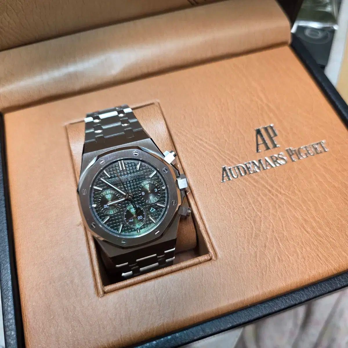 AUDEMARS PIGUET オーデマピゲ ロイヤルホーク クロノグラフ 緑