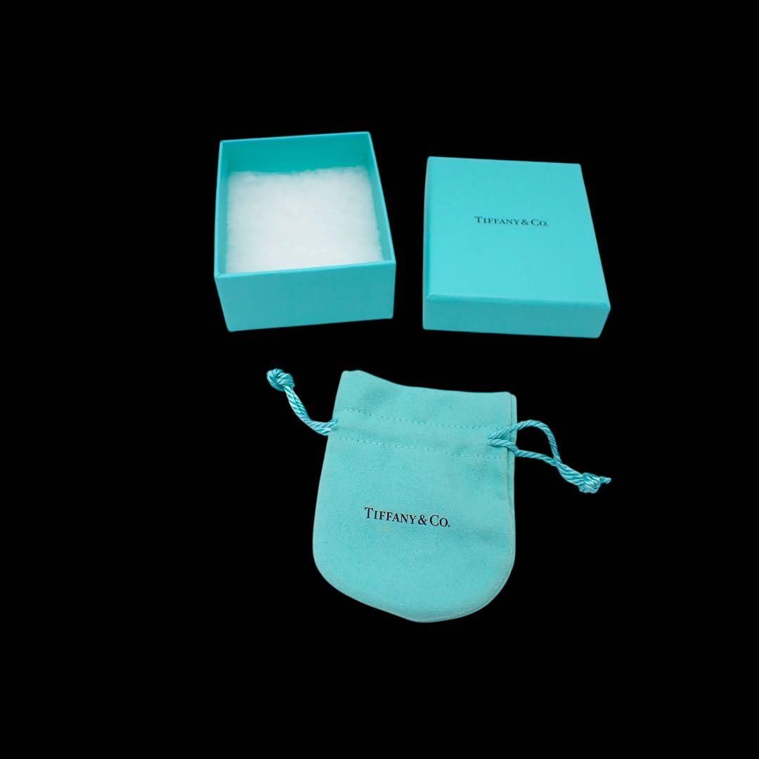箱 ティファニー Tiffany & Co. Tスマイル スモール ネックレス