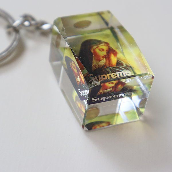 即発送可能】 Supreme Virgin Mary Keychain キーホルダー マリア 