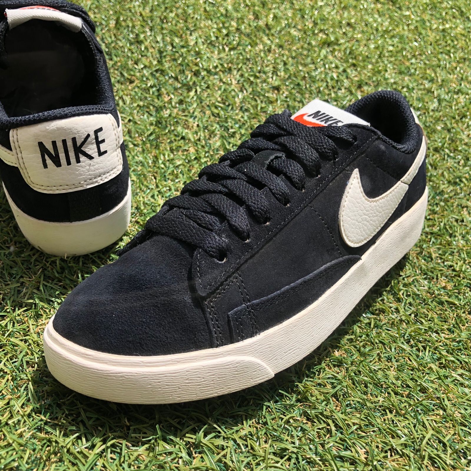 美品23 NIKE BLAZER LOW LXナイキ ブレザーロー  F688靴/シューズ