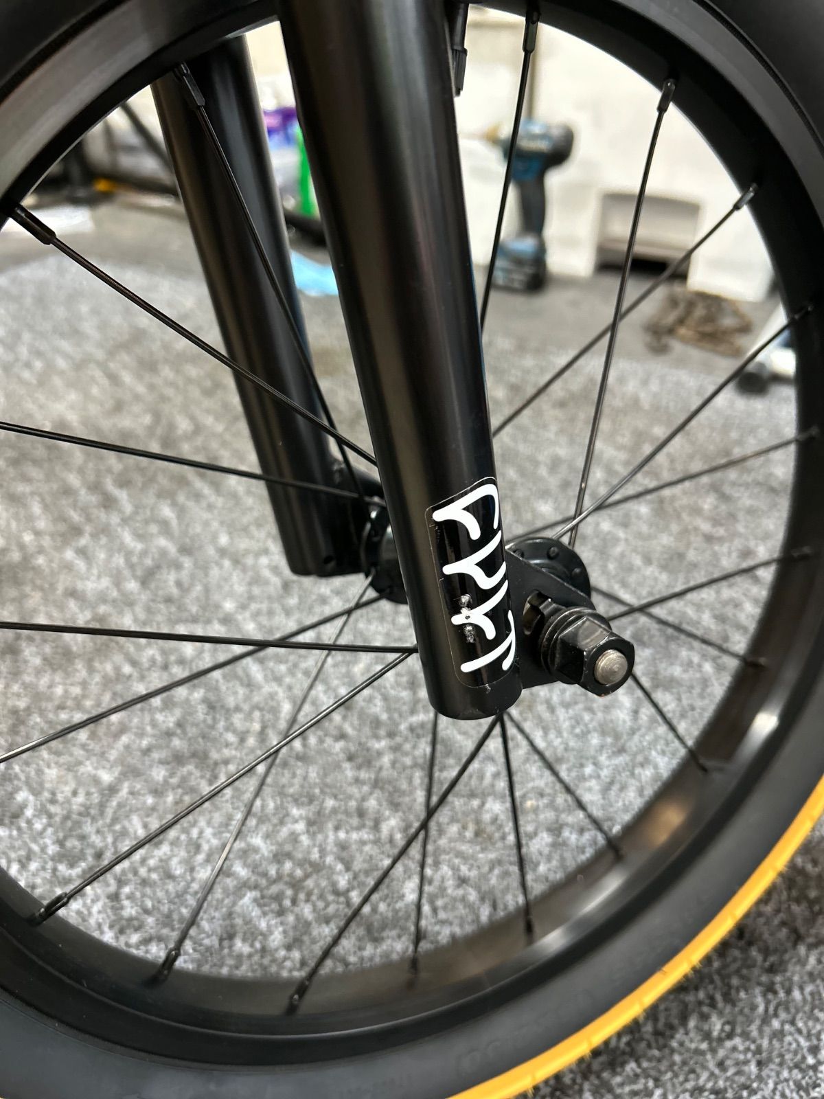 18インチ