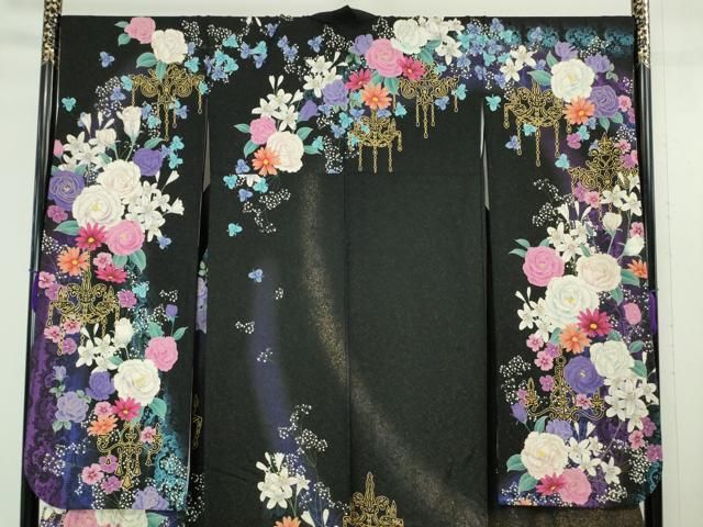 平和屋本店□極上 振袖 駒刺繍 シャンデリア 草花 黒地 暈し染め 金彩