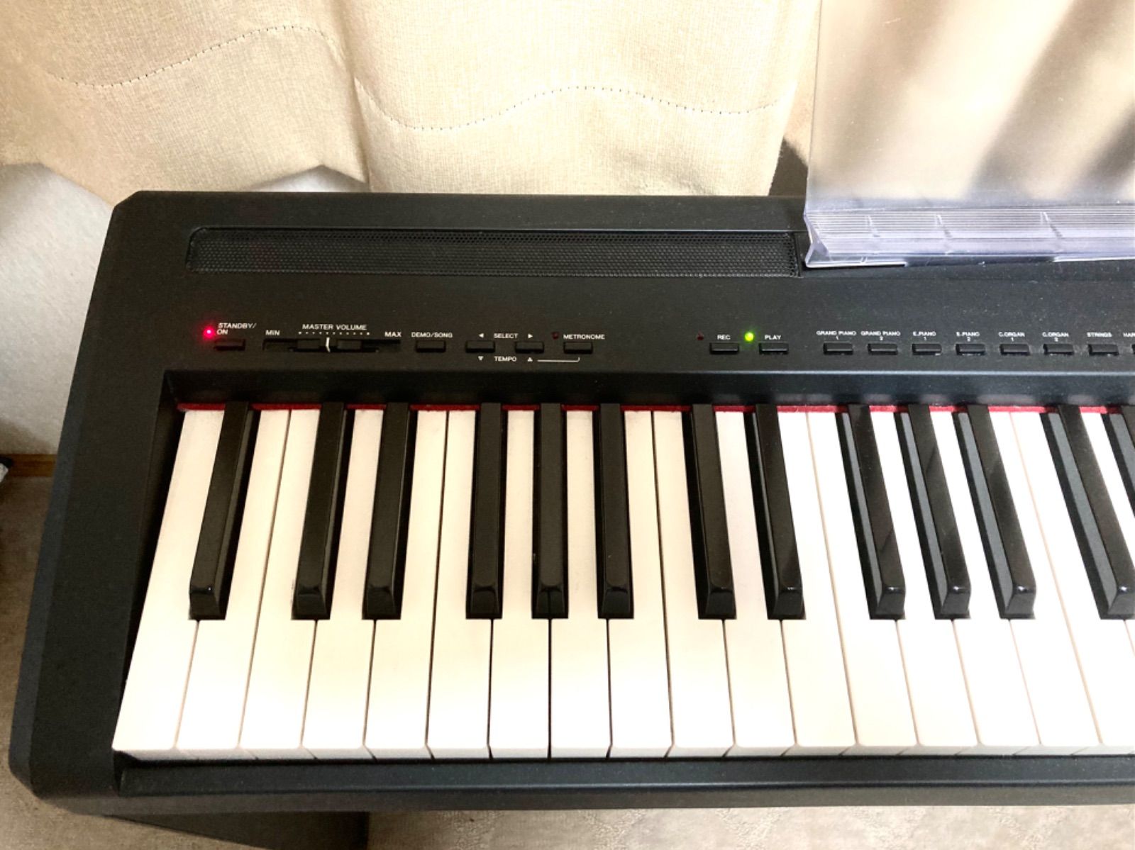 YAMAHA 88鍵盤 電子ピアノ  P-95Bメルカリ便でお送りします