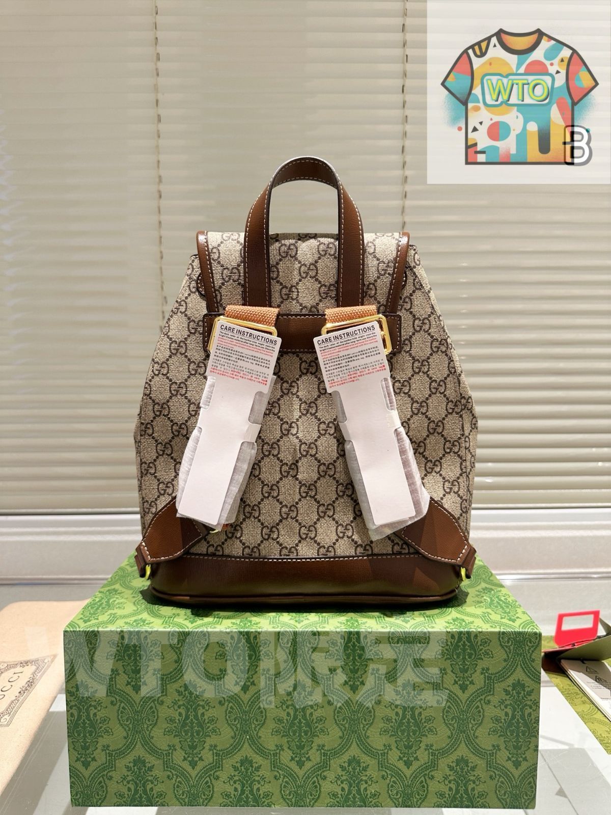 今日WTO】Gucci モノグラム ダブルショルダーバッグ（男女兼用