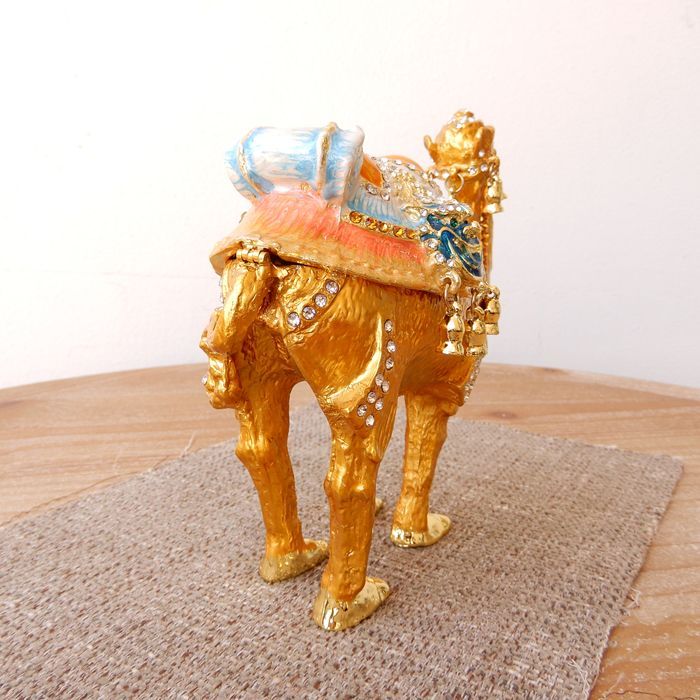 駱駝 らくだ ラクダ 獣紋 個性的 金属製 オリエンタル アジアン 高級