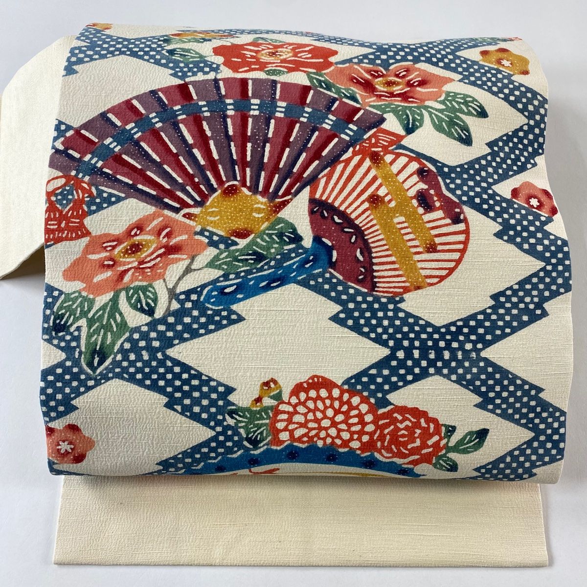 名古屋帯 秀品 紬地 扇 松皮菱 クリーム 正絹