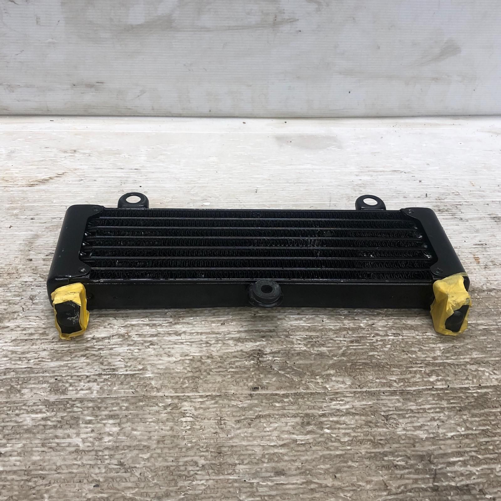 ZRT10A オイルクーラー