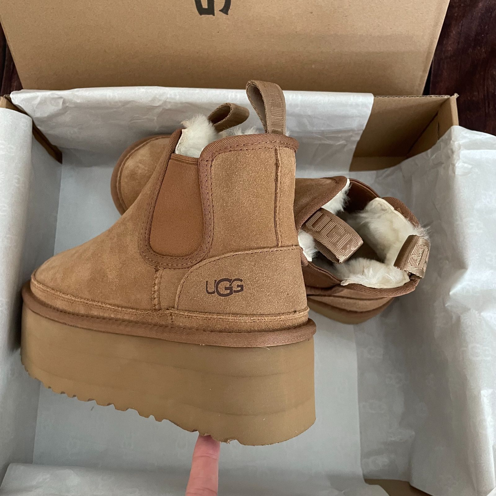 人気極美品 厚底 5cm UGG アグ ブーツ レディース ニューメル