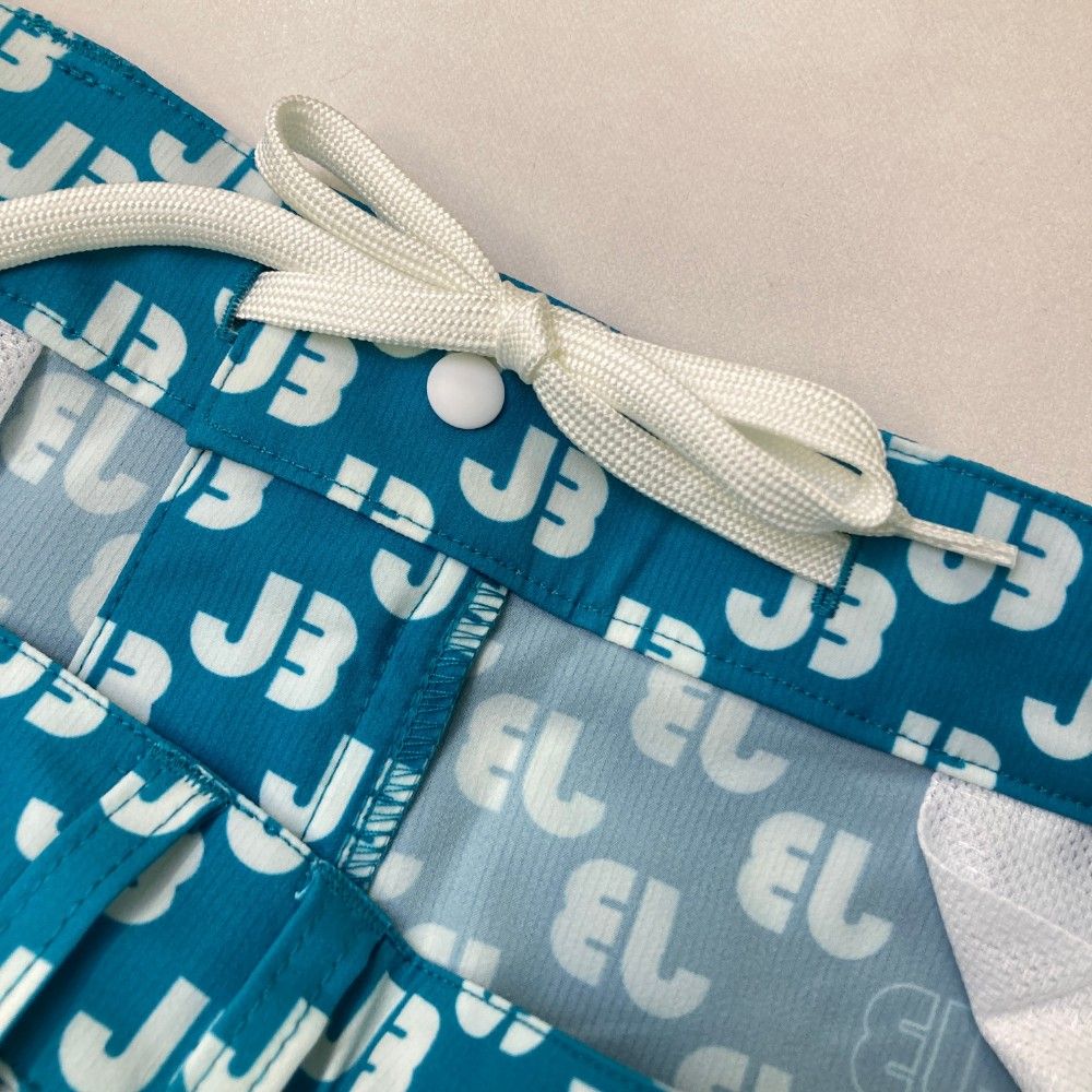 ロゴ総柄 ブルー系