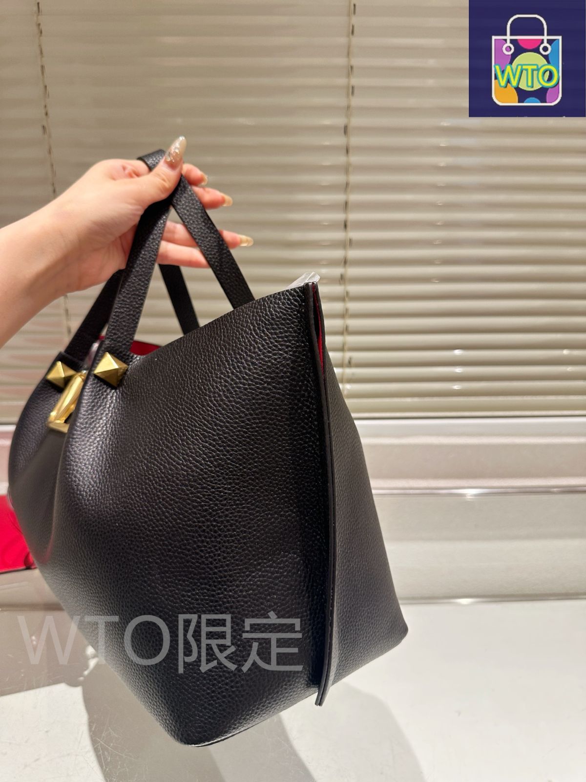 今日WTO】Valentino ヴァレンティーノ 手提バッグ 斜?可能 復古 今日WTO】Valentino ヴァレンティーノ 手提バッグ 斜?可能 復古