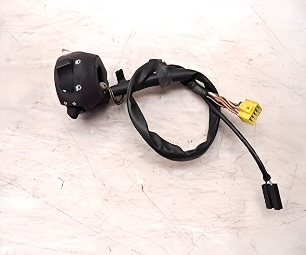 スズキ DL650A ハンドルスイッチ 左 HANDLE SWITCH 37400-11J00-000 2013-2015 SUZUKI純正 Genuine JDM ♥ メーカー純正品