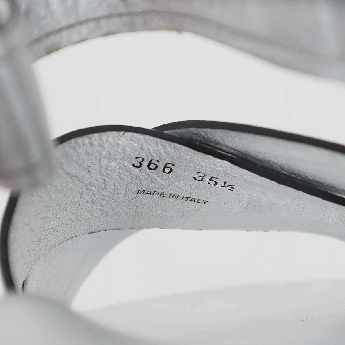 PRADA サンダル シルバー Made in Italy 35 1/2 PRADA サンダル シルバー Made in Italy 35 1/2