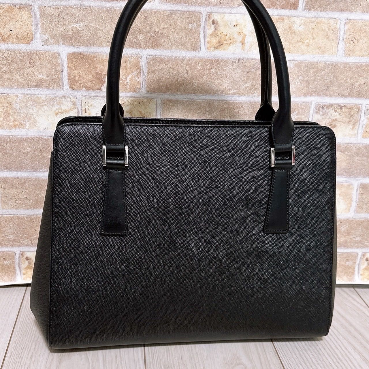 Burberry バーバリー トートバッグ ブラック レザー 正規品 美品 美品)Burberry (バーバリー)トートバッグ レザー ブラック - メルカリ