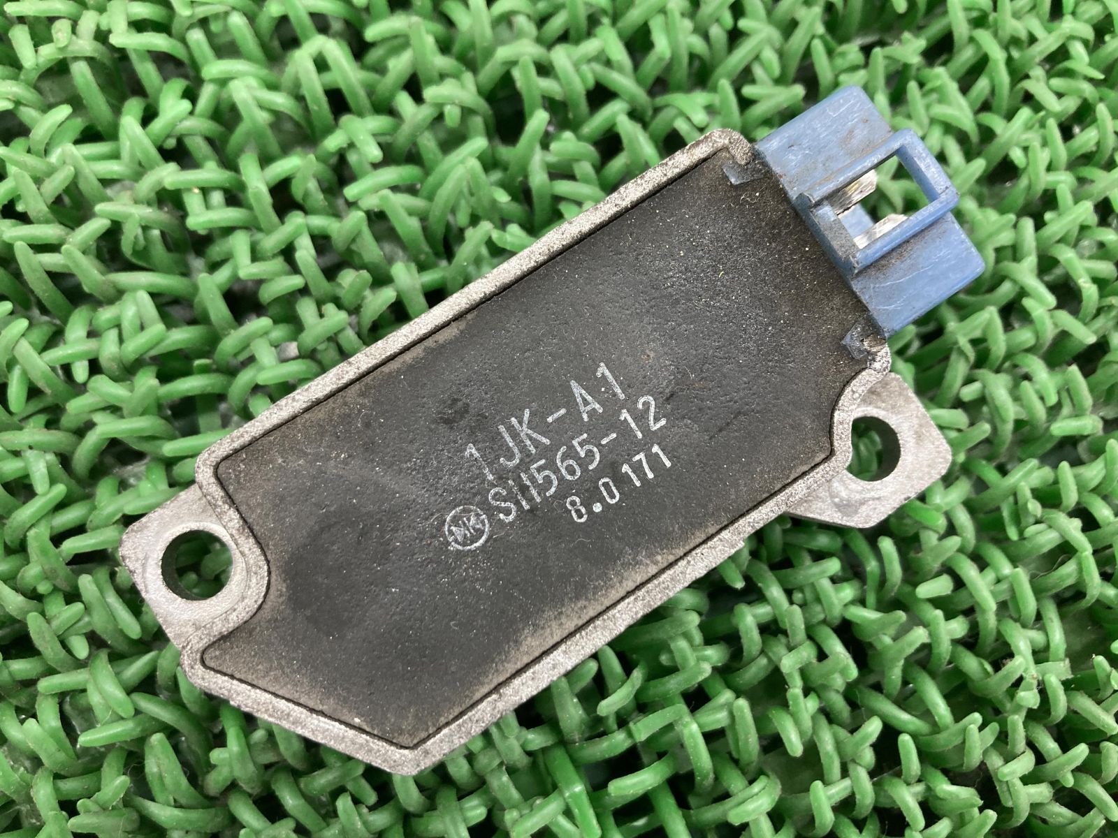 SRX400 レギュレター ヤマハ 純正 中古 バイク 部品 1JK-A0 SH565-12 レギュレーター レクチファイアー SRX600 TY250Z 車検 Genuine TZ250
