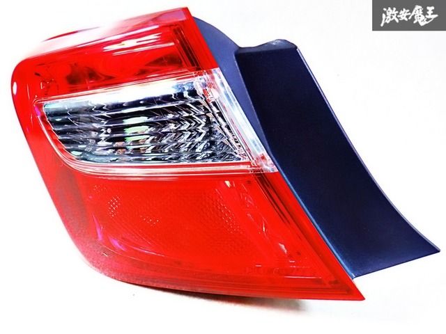 トヨタ AVV50 カムリ 左 テールライト Koito 33-187 トヨタ カムリ AVV50 50系 LED テールライト 左右 テールランプ