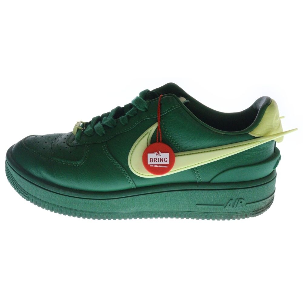 Nike グリーンスニーカー ローカット 中古・古着通販】NIKE (ナイキ) ローカットスニーカー グリーン