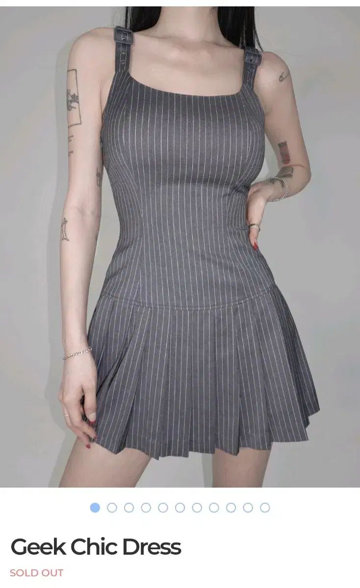 PALE JADE ペイルジェイド Geek Chic Dress こっけいなシック ワンピース