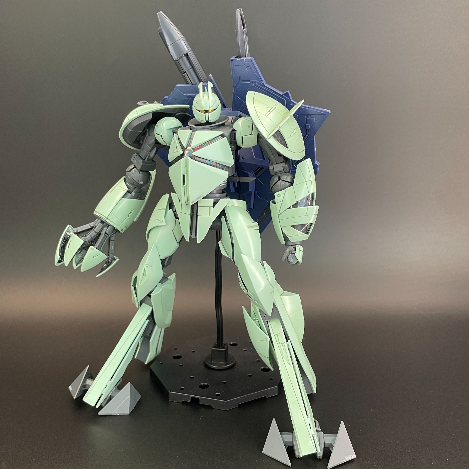 ガンプラ 品 キズ ほこり MG 1 100 Concept-X 6-1-2 ターンX バンダイ ガンダム 完成品 組立済み 1395