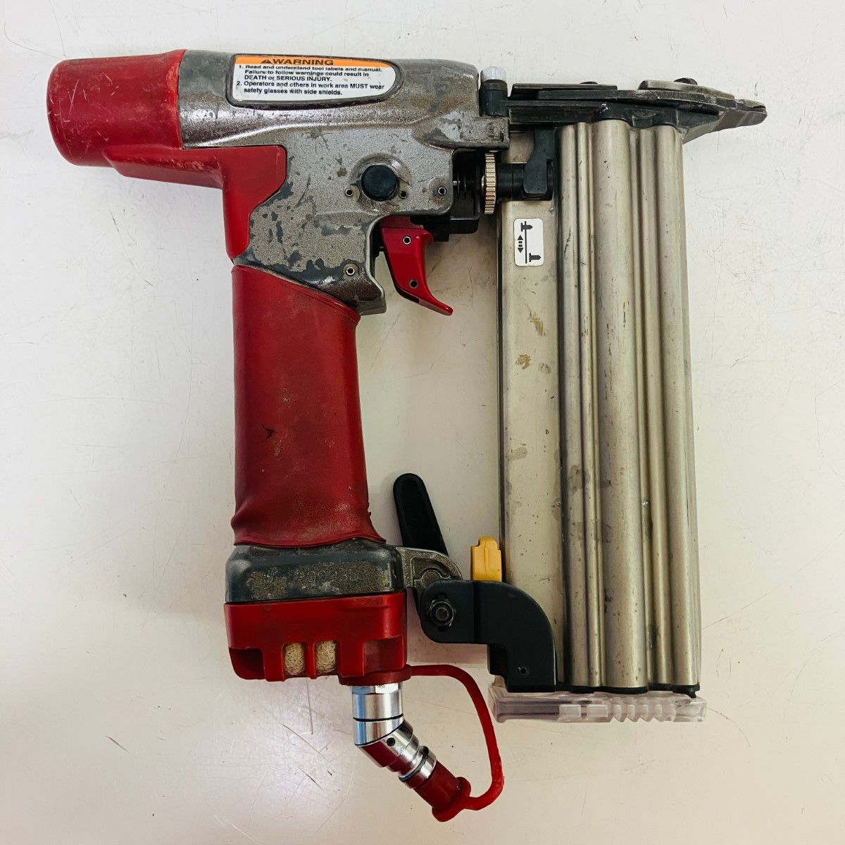 ☆中古品☆makita マキタ 18V 35mm 充電式面木釘打機 FN350D ☆中古品☆makita マキタ 18V 35mm 充電式面木釘打機 FN350D